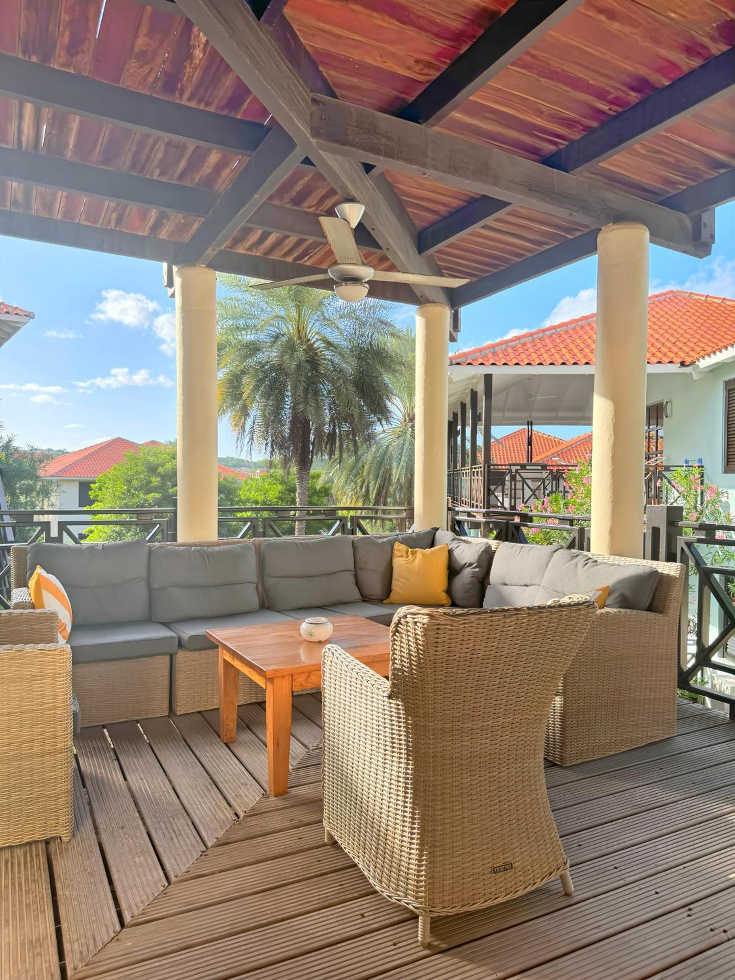 Vrijstaande Bb Beach Villa Azure Blue Bay Εξωτερικό φωτογραφία